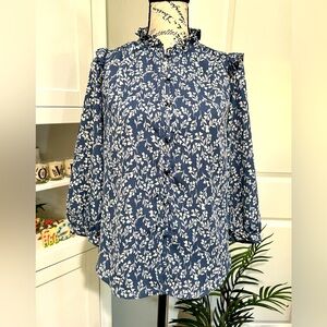 EUC LC Lauren Conrad ruffled neck button down blue top. Size XS